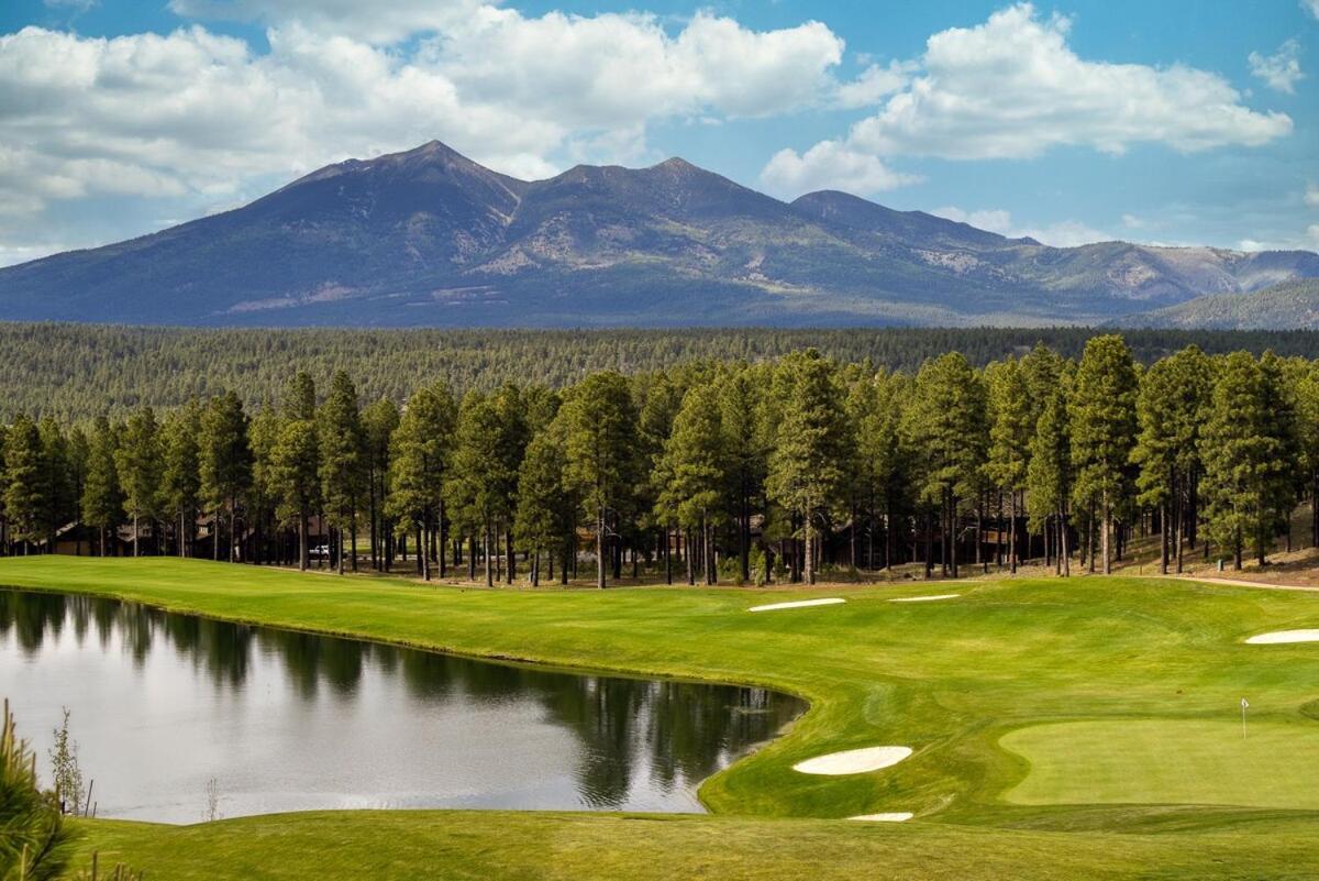 Stunning Golf Course View In Ranch Holiday home *